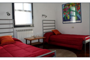 Italia Privát Cardano al Campo, Esterno